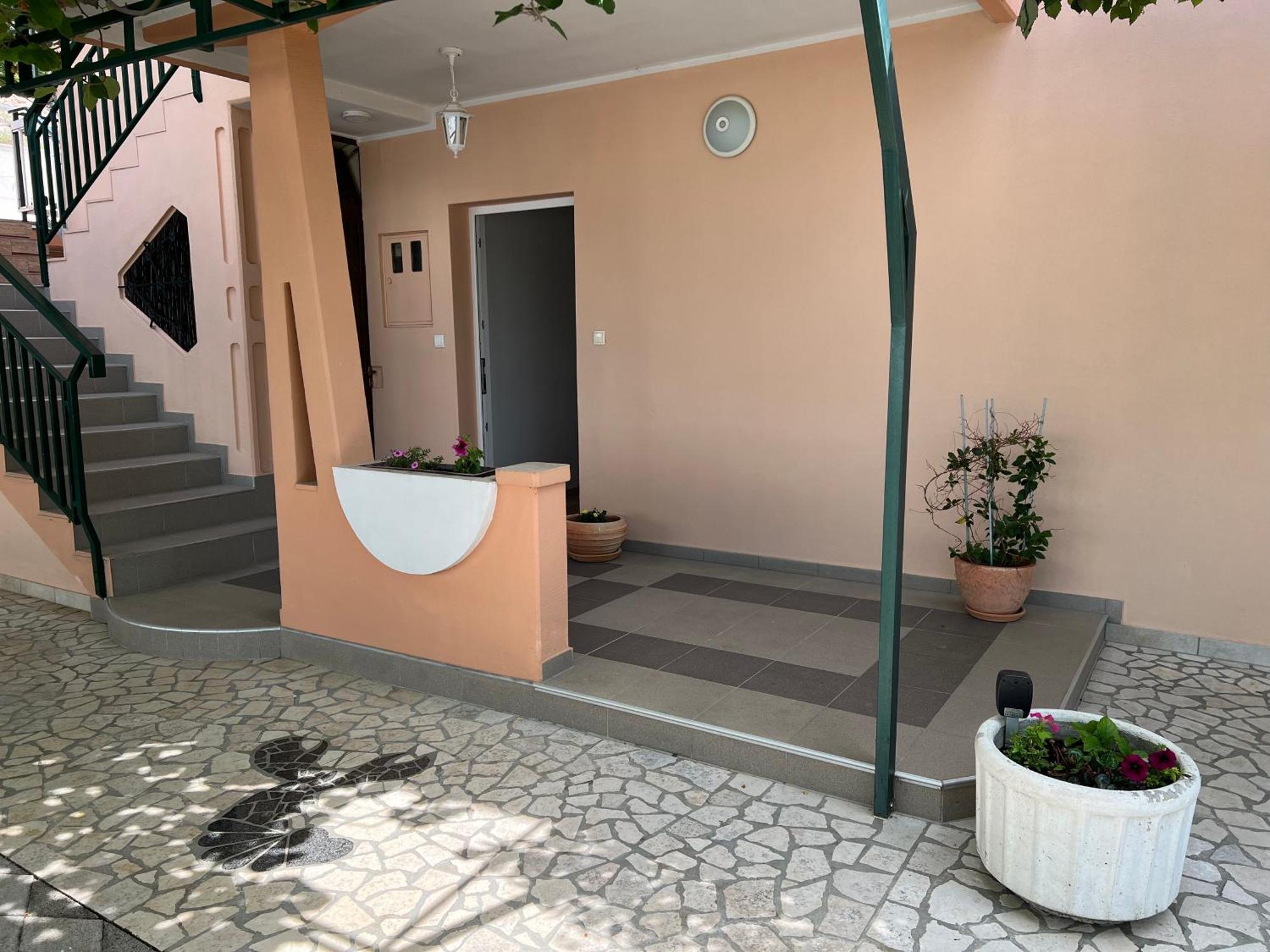 Apartman Ahmicic ซริกเวนิซา ภายนอก รูปภาพ