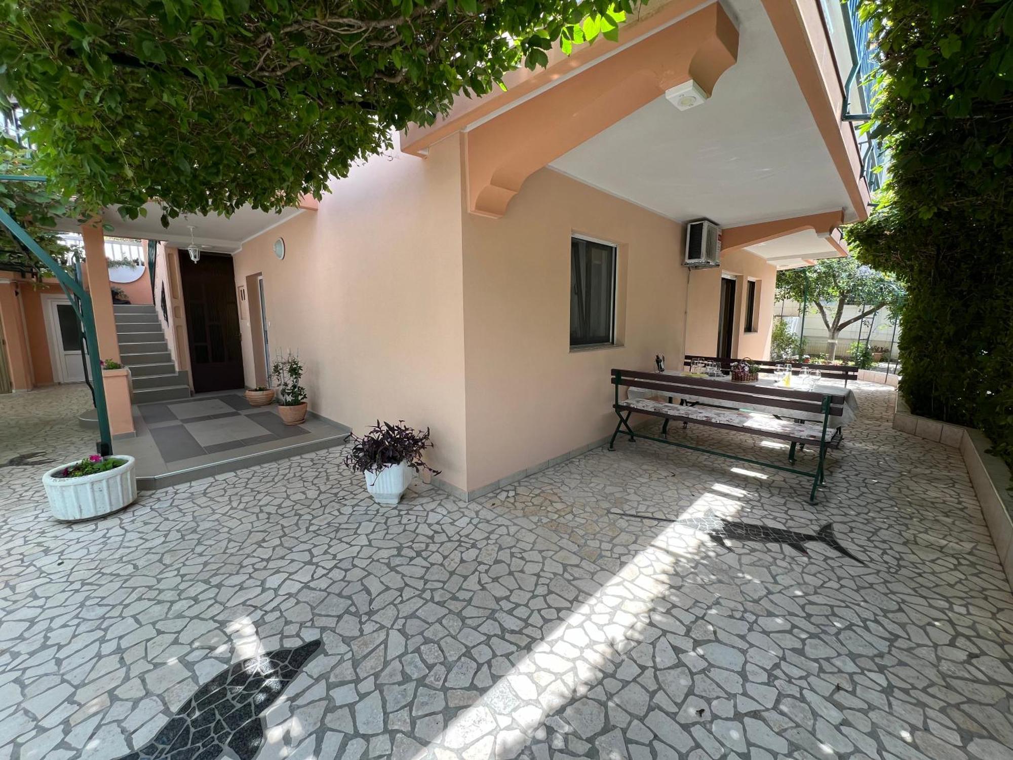 Apartman Ahmicic ซริกเวนิซา ภายนอก รูปภาพ